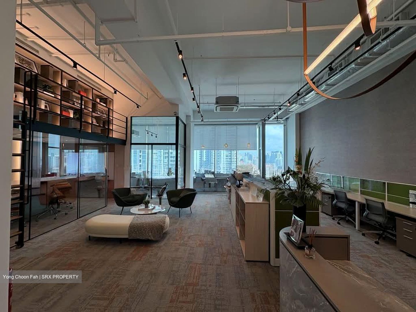 Arc 380 (D8), Office #580070471